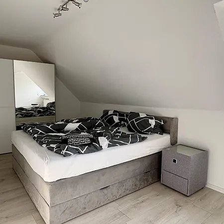 Appartement Modernes Auf 2 Etagen, 2 Schlafzimmer *