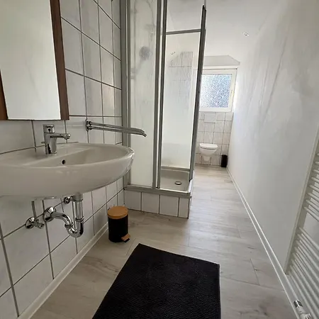 Modernes Auf 2 Etagen, 2 Schlafzimmer Appartement *