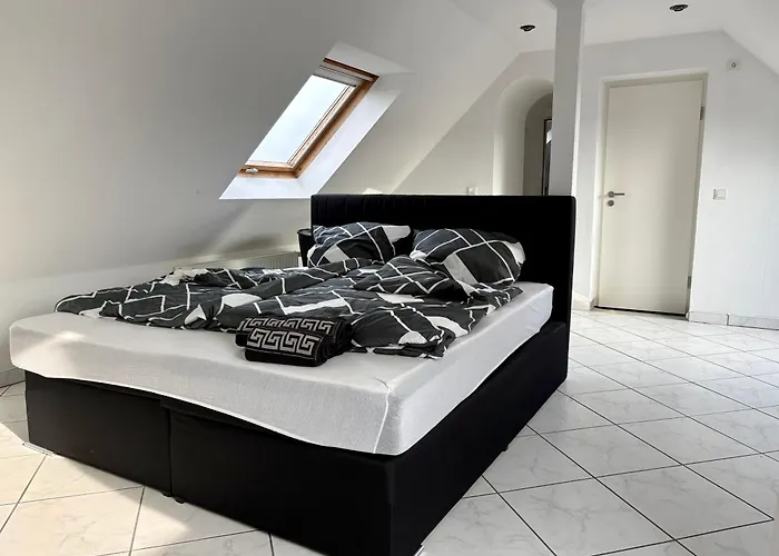 Modernes Auf 2 Etagen, 2 Schlafzimmer Appartement